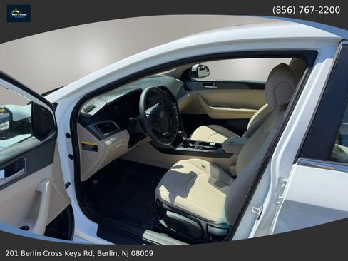 Used 2017 Hyundai Sonata SE FWD image 11