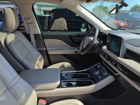 Used 2024 Lincoln Aviator Reserve w/ Equipment Group 201A AWD/4WD image 10