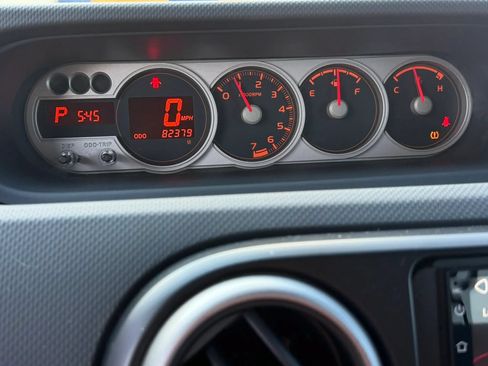 Used 2010 Scion xB FWD image 22