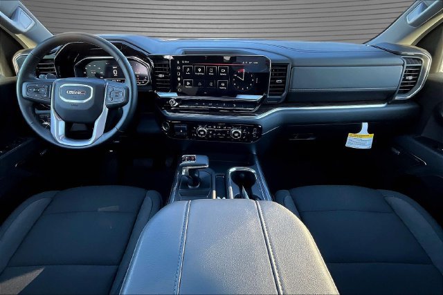 Used 2025 GMC Sierra 1500 Elevation AWD/4WD image 8