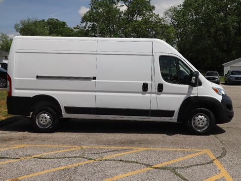 Used 2023 RAM ProMaster 2500 FWD image 14