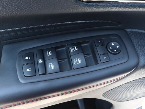 Used 2023 Dodge Durango GT AWD/4WD image 16