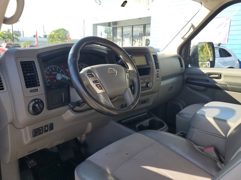 Used 2016 Nissan NV 2500 SL w/ Technology Package image 13