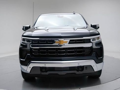 Used 2024 Chevrolet Silverado 1500 LT w/ Z71 Off-Road Package AWD/4WD image 12