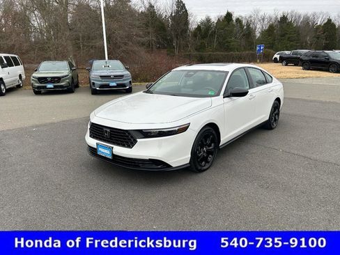 Used 2025 Honda Accord SE image 2