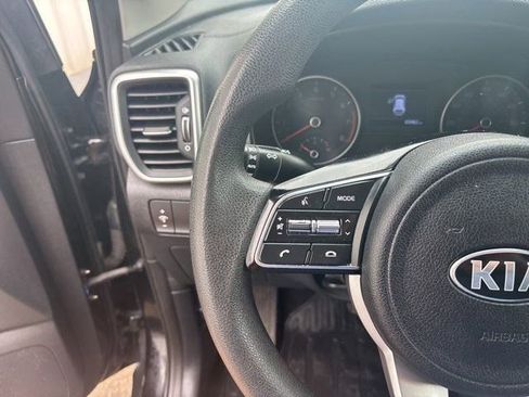 Used 2022 Kia Sportage LX FWD image 17