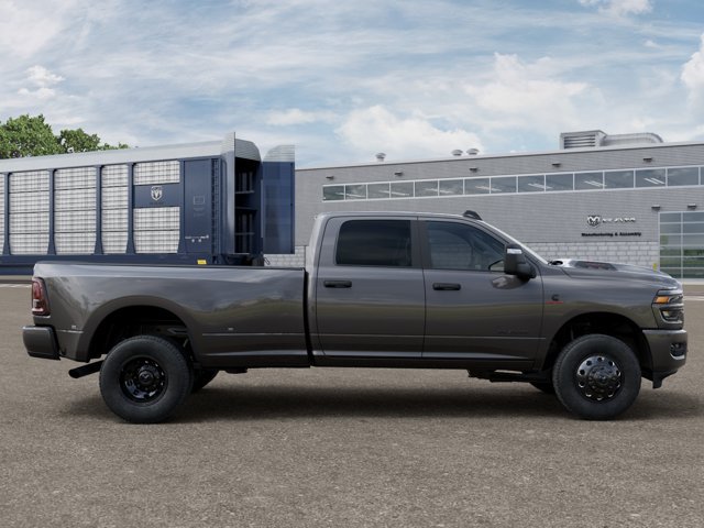 New 2027 RAM 3500 Big Horn AWD/4WD image 21
