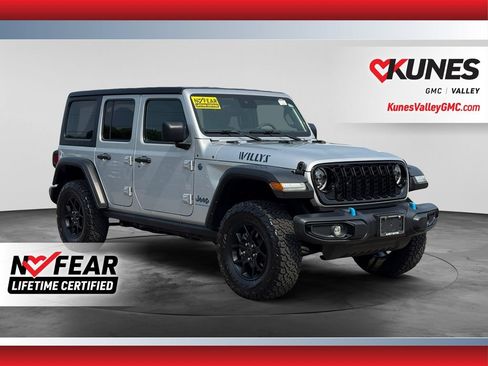 Used 2024 Jeep Wrangler Unlimited AWD/4WD image 1