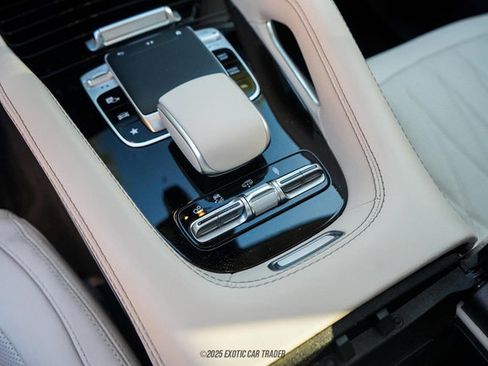 Used 2022 Mercedes-Benz GLE 53 AMG 4MATIC image 33