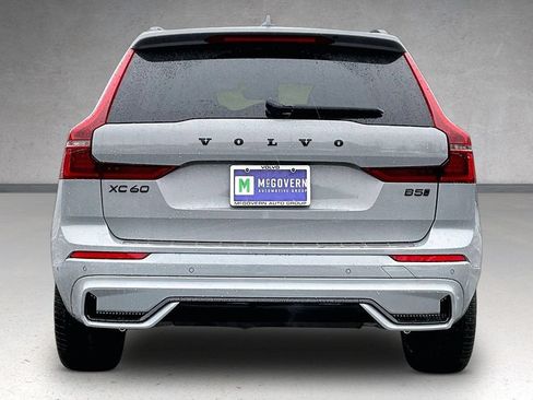 New 2026 Volvo XC60 B5 Ultra w/ Protection Package Premier AWD/4WD image 4
