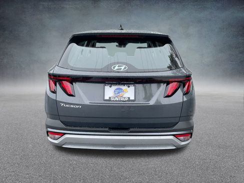 Certified 2025 Hyundai Tucson SE image 31