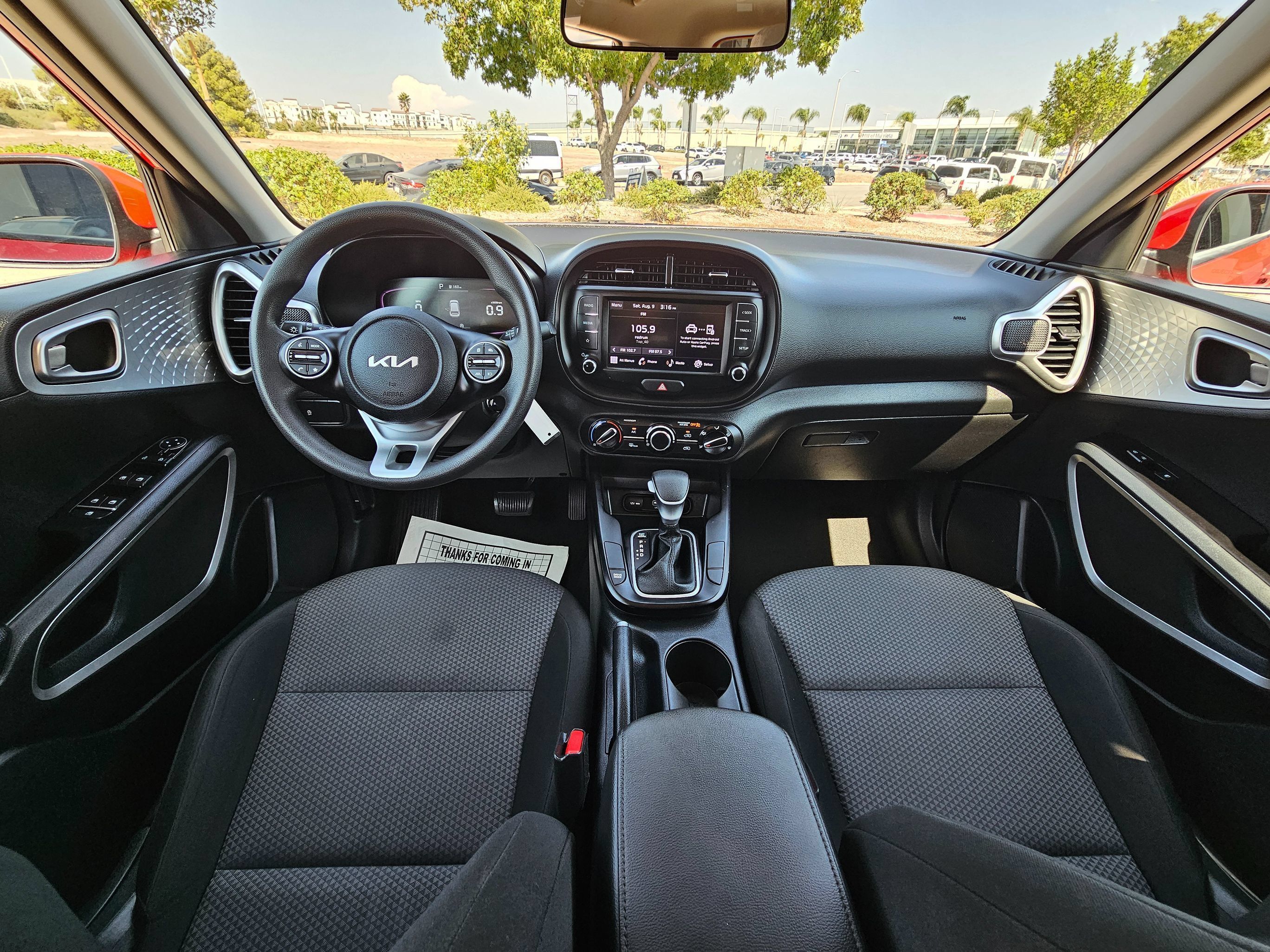 Used 2023 Kia Soul LX w/ Option Group 015 FWD image 19