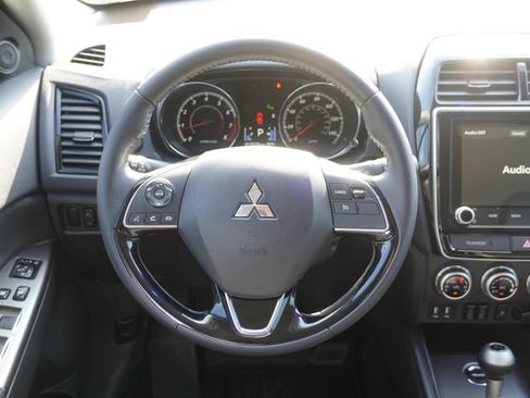 Used 2024 Mitsubishi Outlander Sport ES AWD/4WD image 16