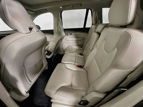 Used 2023 Volvo XC90 B6 Plus w/ Protection Package Premier AWD/4WD image 28