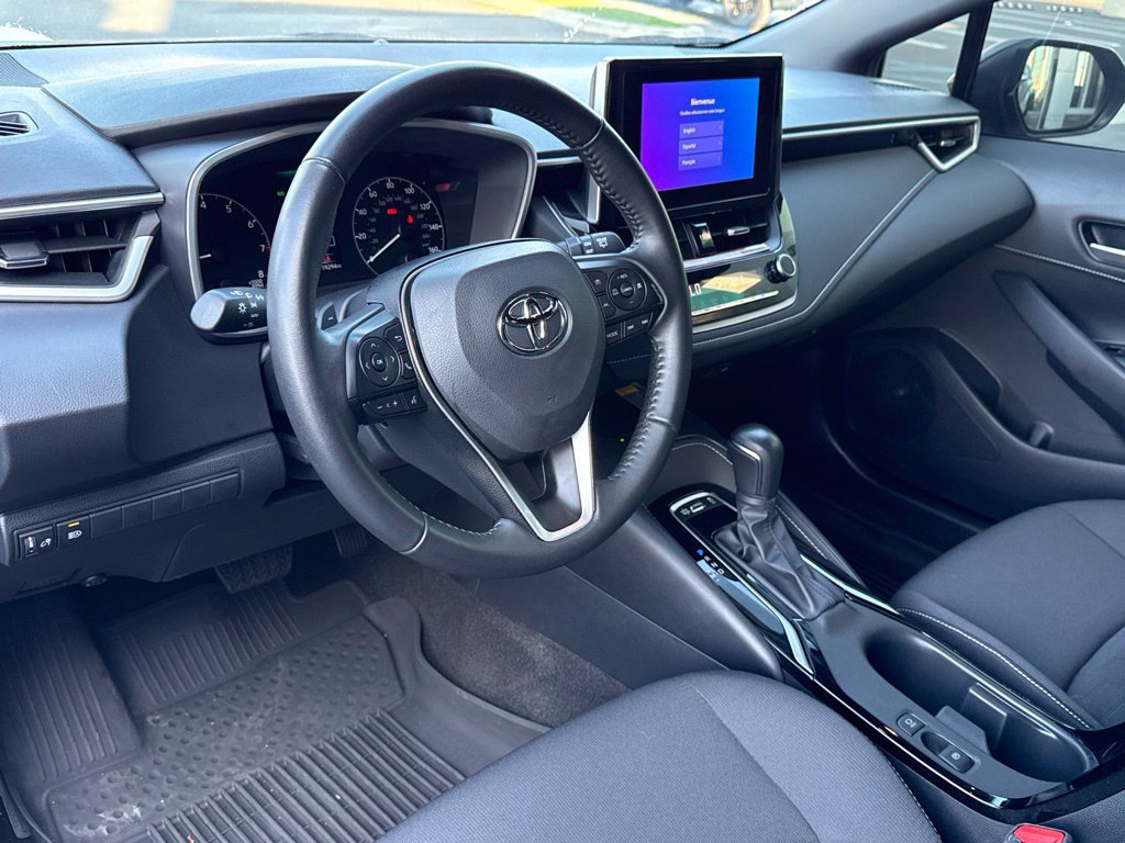 Certified 2025 Toyota Corolla SE w/ SE Package FWD image 19