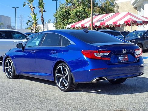Used 2022 Honda Accord Sport image 3