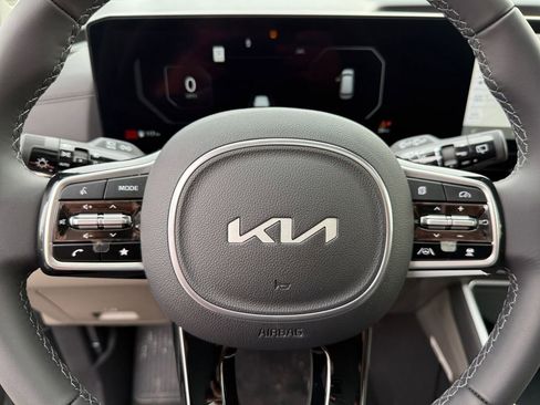 New 2026 Kia Carnival SX FWD image 21