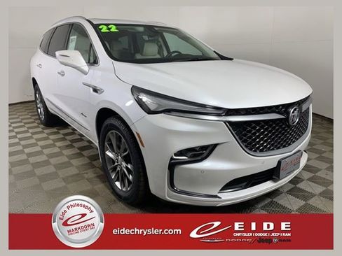 Used 2022 Buick Enclave Avenir w/ Avenir Technology Package image 1