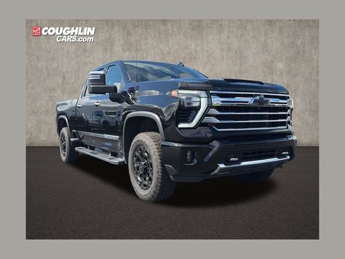 Used 2024 Chevrolet Silverado 2500 High Country w/ Technology Package AWD/4WD image 1