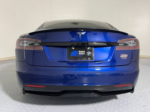 Used 2022 Tesla Model S Plaid image 9