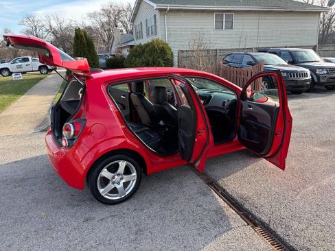Used 2015 Chevrolet Sonic LTZ image 4