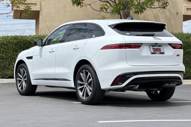 New 2026 Jaguar F-PACE R-Dynamic S AWD/4WD image 3