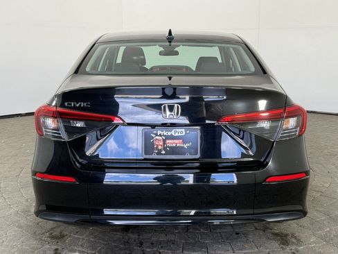 Used 2022 Honda Civic LX image 6