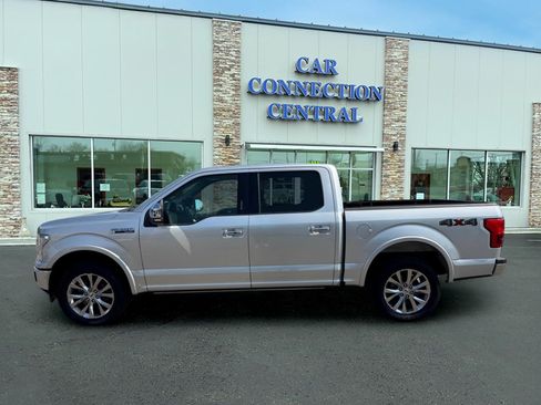 Used 2018 Ford F150 Lariat w/ Equipment Group 502A Luxury AWD/4WD image 2