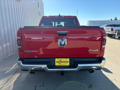 Used 2019 RAM 1500 Laramie AWD/4WD image 6