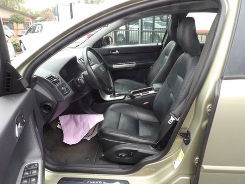 Used 2008 Volvo S40 2.4i FWD image 8