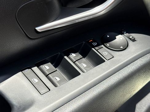 Certified 2025 Hyundai Tucson SEL FWD image 19