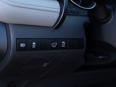 Used 2023 Toyota Camry LE image 22