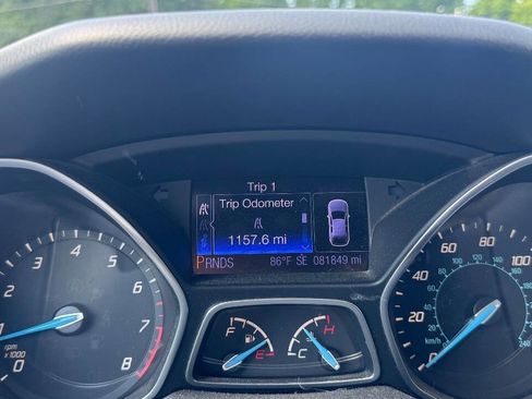 Used 2013 Ford Focus Titanium w/ Titanium Handling Pkg FWD image 15