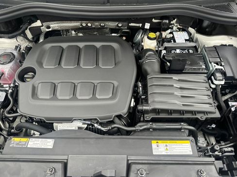 New 2026 Volkswagen Tiguan SEL R-Line image 23