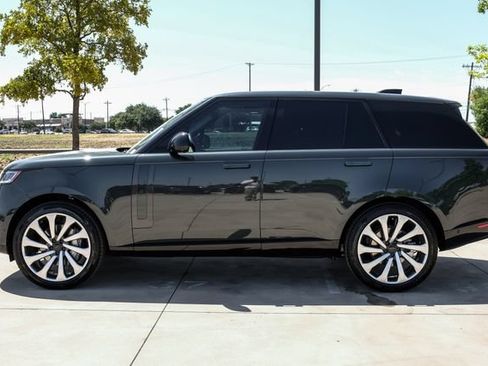 New 2026 Land Rover Range Rover SE AWD/4WD image 12