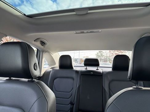 Certified 2025 Volkswagen Jetta SEL image 20