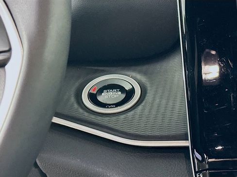 Certified 2024 Jeep Grand Cherokee Altitude AWD/4WD image 23