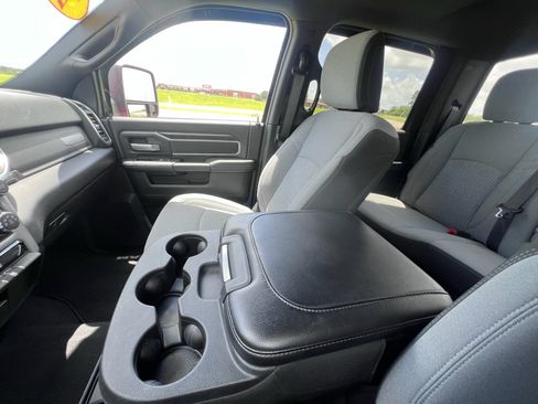Used 2024 RAM 2500 Big Horn w/ Bed Utility Group AWD/4WD image 28
