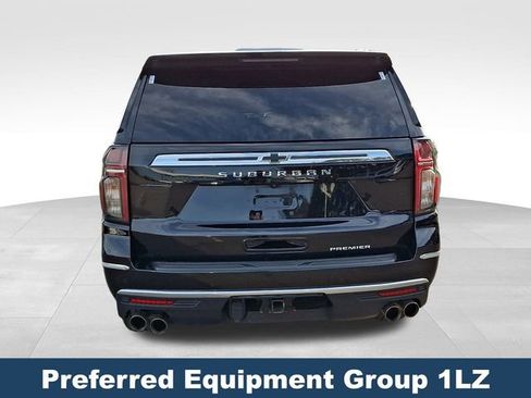 Used 2024 Chevrolet Suburban Premier image 6