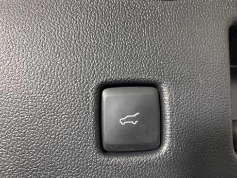 Used 2023 Ford Escape Platinum w/ Premium Technology Package image 11