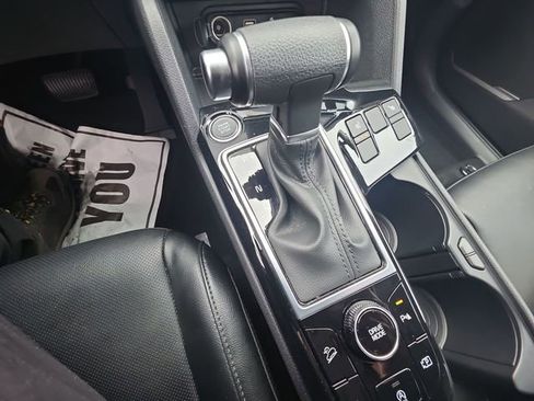 Certified 2024 Kia Sportage EX image 23