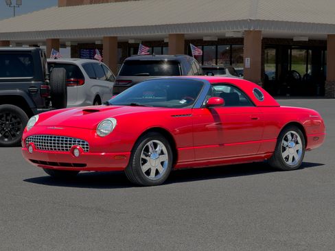 Used 2002 Ford Thunderbird RWD image 1