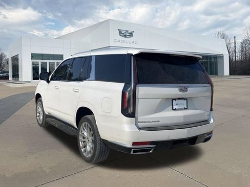 Used 2023 Cadillac Escalade Premium Luxury AWD/4WD image 5