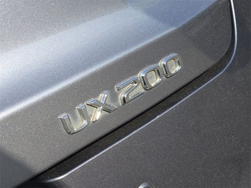 Used 2019 Lexus UX 200 F Sport image 12