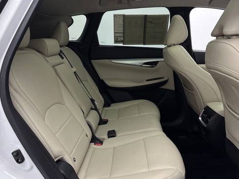Used 2019 INFINITI QX50 Luxe w/ Navigation Package FWD image 35