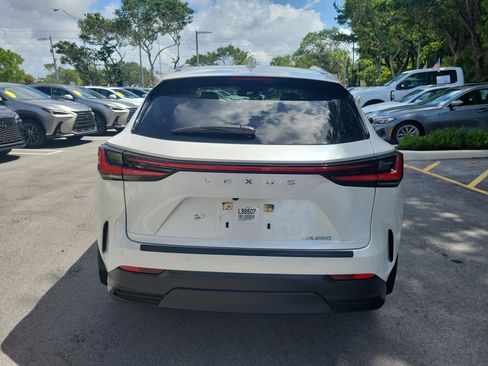 Certified 2025 Lexus NX 250 FWD w/ Accessory Package (K3) image 5