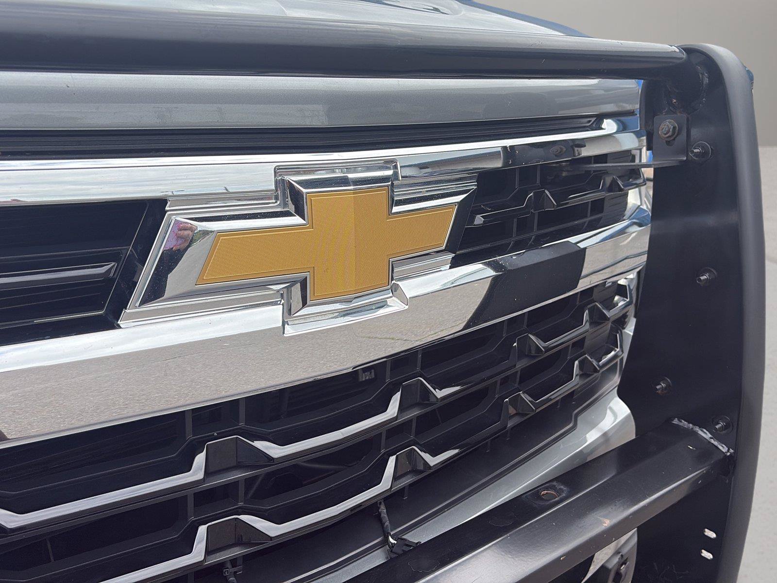 Used 2023 Chevrolet Silverado 1500 LT AWD/4WD image 38