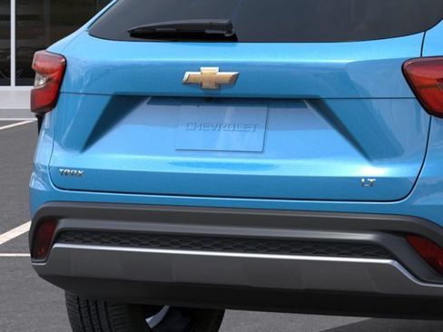 New 2026 Chevrolet Trax LT w/ LT Convenience Package FWD image 17