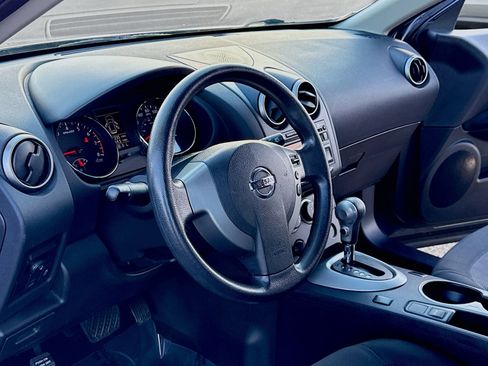 Used 2012 Nissan Rogue S image 4