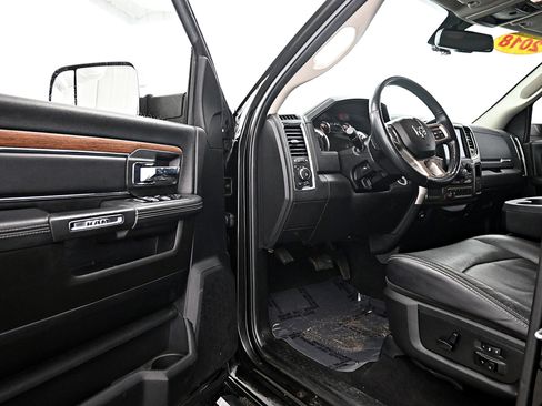 Used 2018 RAM 2500 Laramie w/ Snow Chief Group image 3